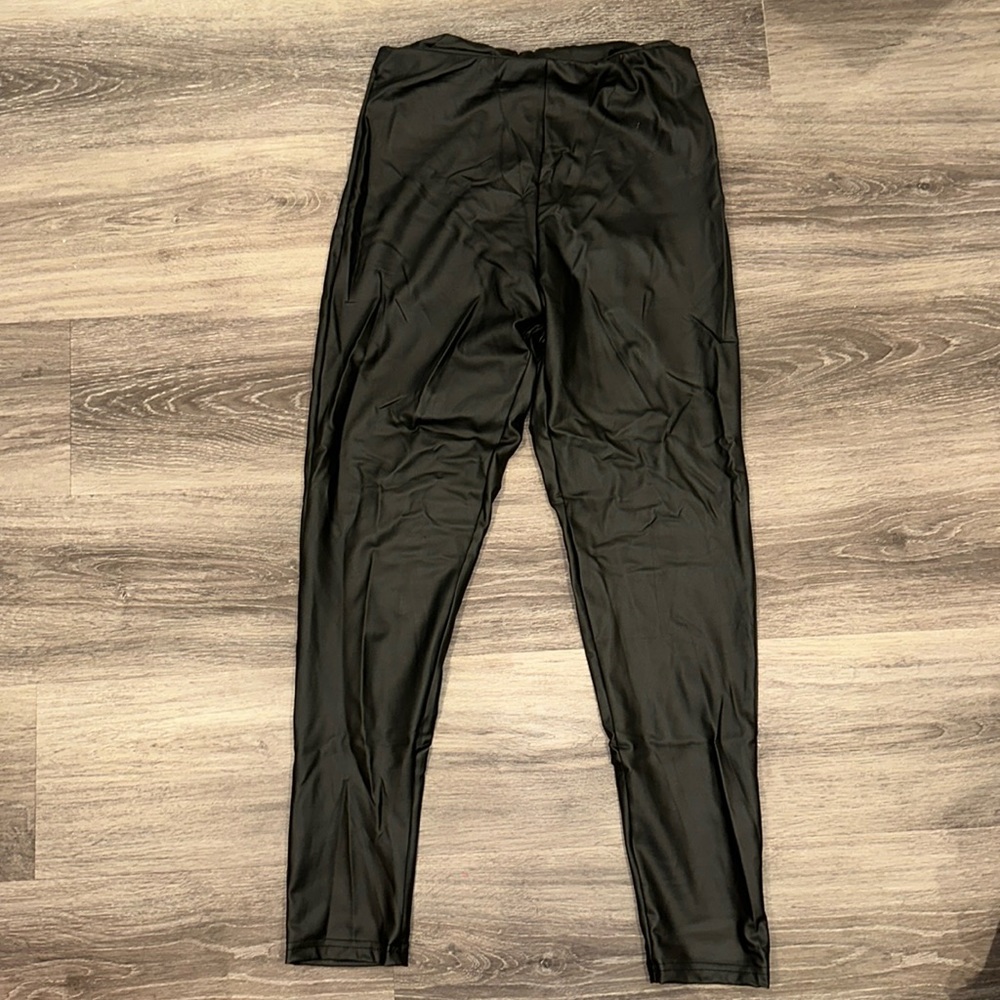 Low Waisted Leather Leggings